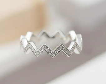 Zick-Zack-Band, gewelltes Stapelband, zierliches minimalistisches Band, Frauen-Minimalband, Zick-Zack-Band, Welle 14k solides Goldband