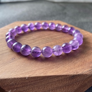 8mm Natural Amethyst Bracelet - Handmade Purple Amethyst Crystal Beaded Bracelet for Energy Healing, Stress Relief, Meditation & Gifts