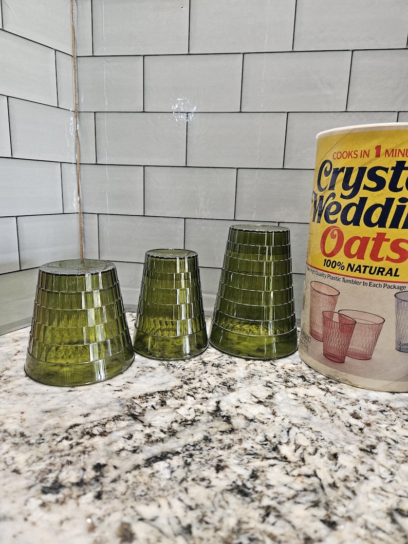 Vintage Oatmeal Cups Tumblers Quaker Crystal Wedding Plastic **YOUR ...