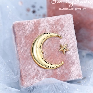 Fantasy Moon and Star Velvet Ring Box Celestial Crescent Engagement Ring Box Pink Ring Box Halloween Gifts Anniversary Jewelry Gift Box