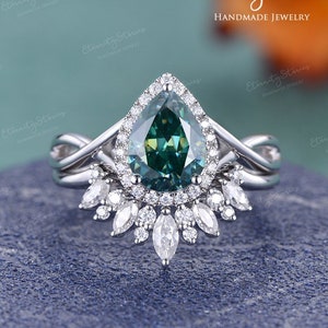 Infinity Green Moissanite  Engagement Ring Sets Pear Shaped Moissanite Rose Gold Bridal Sets Wedding Halo Ring Twisted Unique Vintage Rings