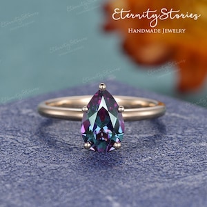 1ct Pear Cut Alexandrite Engagement Ring Carts Selection Solitaire Ring Rose Gold Wedding Ring Women June Birthstone Minimalism Promise Gift