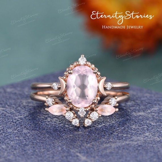 Oval Cut Pink Crystal Ring Set Moon Engagement Ring Natural Rose Quartz Engagement Ring Women Rose Gold Vintage Bridal Set Open Wedding Band