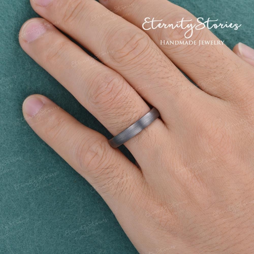 4 MM ブラック ゴールド 結婚指輪 男性用 ミニマリスト 結婚指輪 メンズ エンゲージリング プロミスリング 男性用リング  彼へのユニークな記念日の贈り物 - Etsy 日本