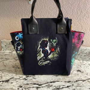 Fairest of All Small Valora / Crossbody Purse