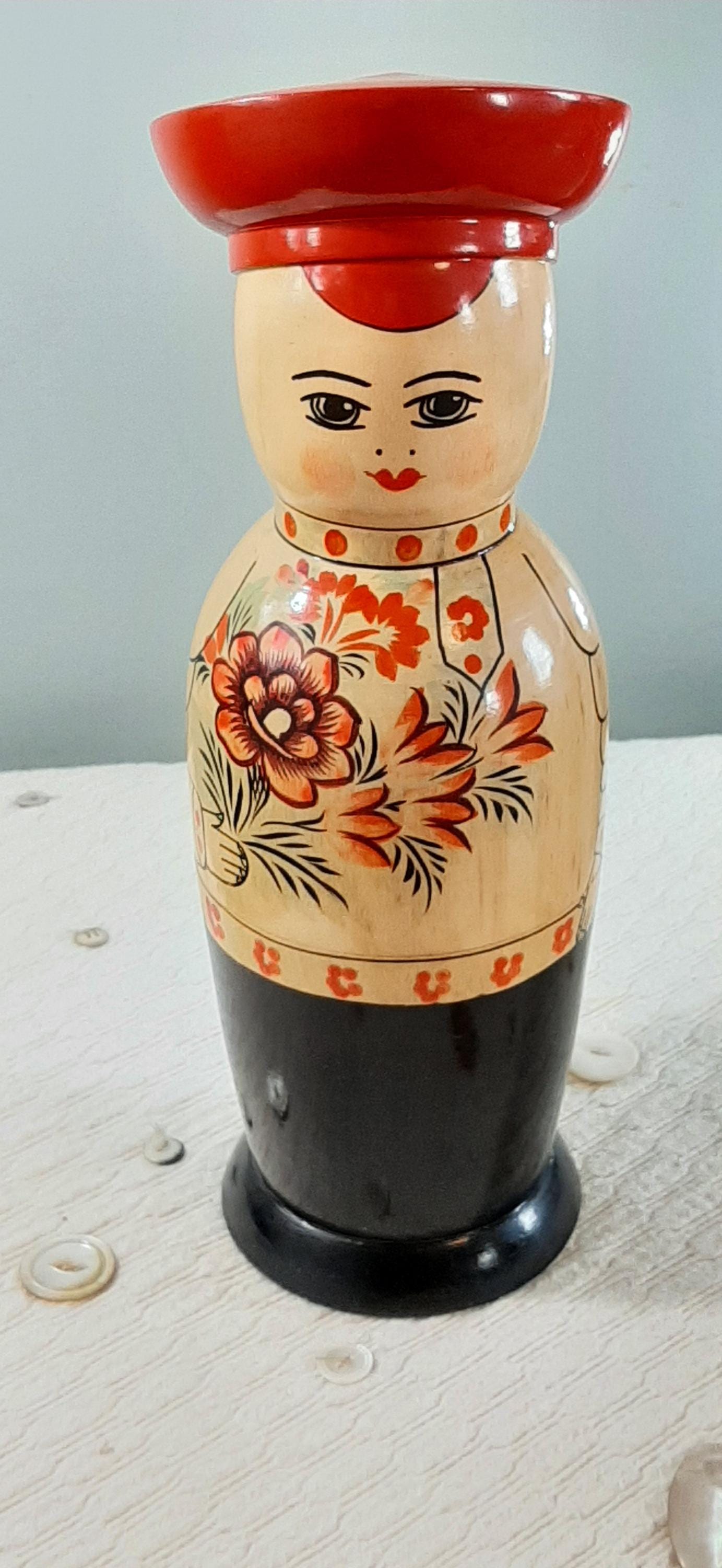 ヴィンテージ ロシア マトリョーシカ 入れ子人形 ワインボトルホルダー