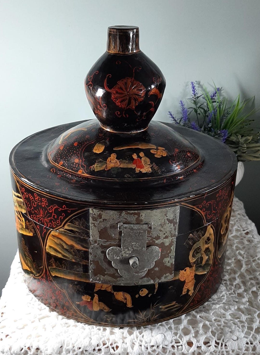 本物のアンティーク中国漆器 蓋付き容器 結婚式用ボックス 漆塗りの 