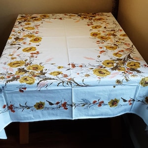 Vintage cotton linen tablecloth Floral design 50 x 64 inches. Home decor Table cover Vintage florals Dining room Kitchen decor Yellow floral