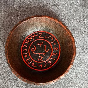Beelzebub Altar mit Ritualschale Okkulte Werkzeuge Bild 13