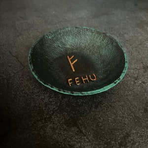Fehu Altar Ritual Offering bowl Runes plates Esoteric symbol Witchcraft supplies Handcrafted
