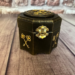 Hecate goddess Box Witch home decor Altar Witchcraft supplies Sorcery
