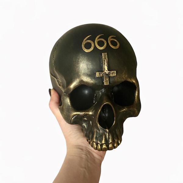 Satanism decor Inverted cross Skull