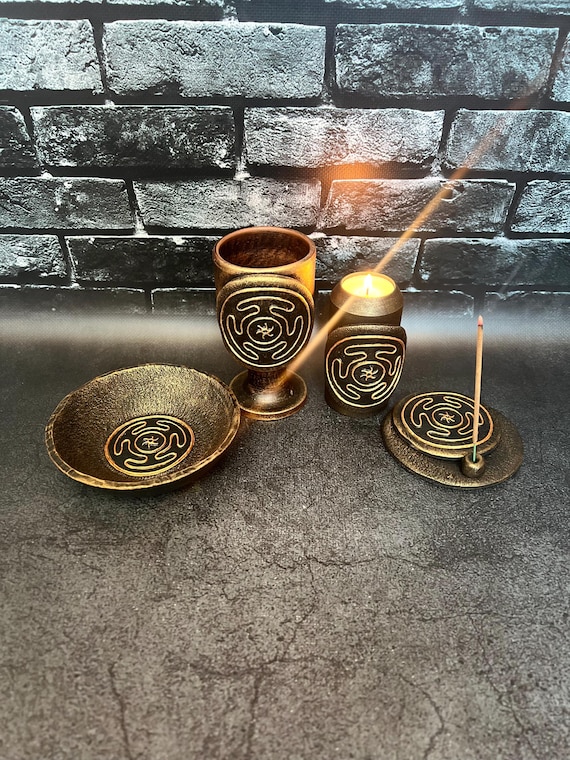 Hecate Three-faced Goddess Altar Set, Triple Moon Ritual Decor