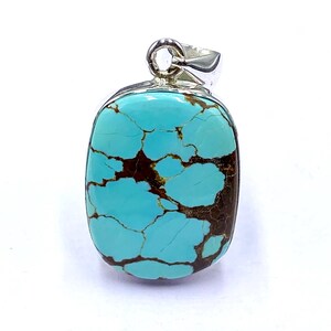 925 SILVER PENDANT - Number Eight Turquoise Silver Pendant - 92.5 Sterling Silver Pendant - Cushion Shape 8 Turquoise Pendant - 32x21mm