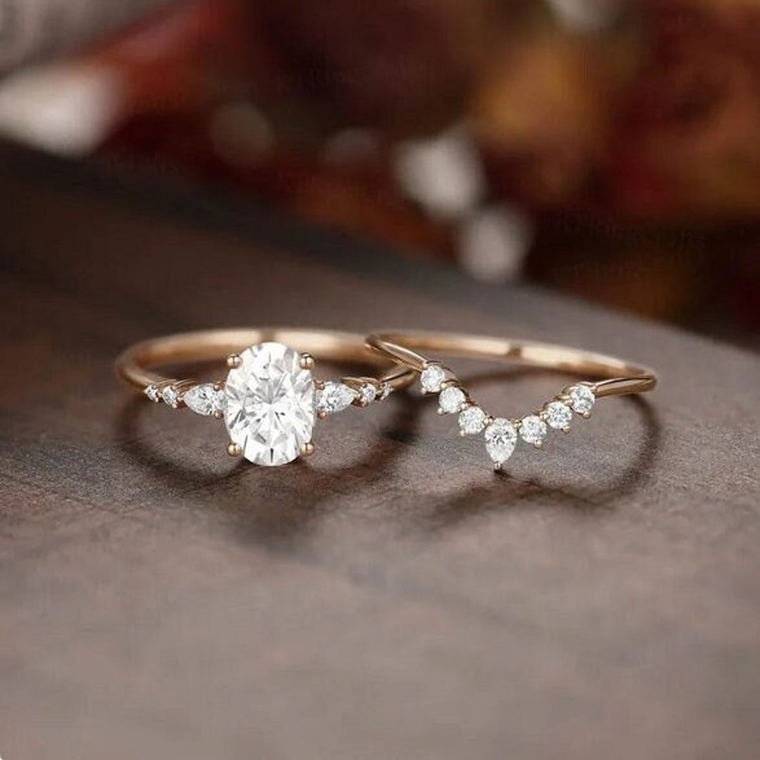 Oval Cut Moissanite Engagement Ring Set Stacking Ring - Etsy