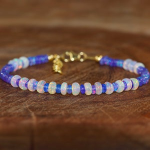 Natural lavender and White fire Ethiopian opal beaded bracelet, bracelet for women, Vintage fire opal bracelet, AAA Ethiopian opal bracelet