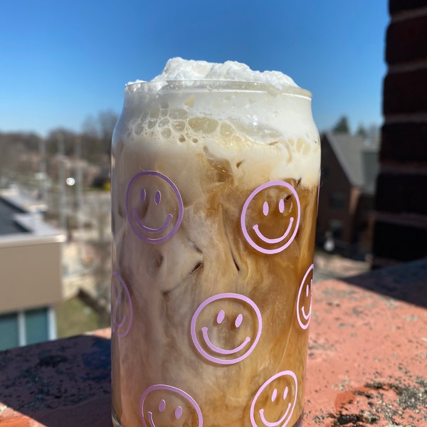 Purple Smiley Face Outline Glass Coffee Cup