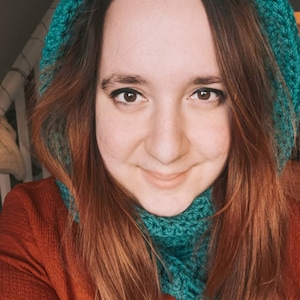Hooded cowl | Winter hat | Snood with a hood | Warm and cosy hooded scarf | Unisex hat
