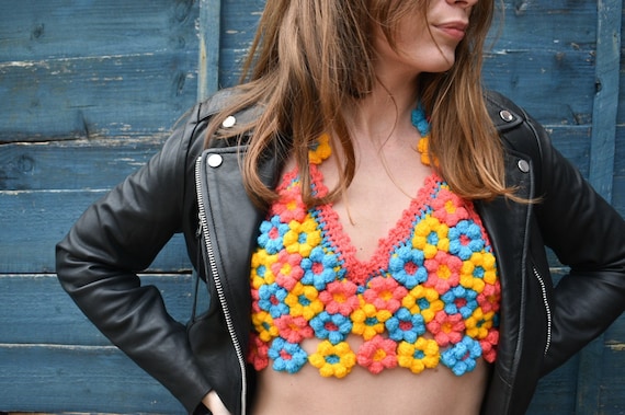 CROCHET PATTERN Boohoo Style Flower Bralette Festival Crop Top Colourful  Flowery Crochet Pattern -  Canada