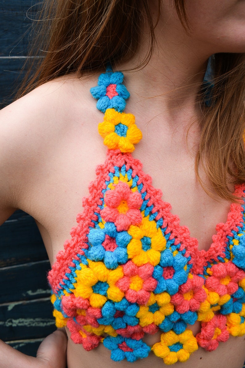 CROCHET PATTERN Boohoo style flower bralette Festival crop top Colourful flowery crochet pattern image 6