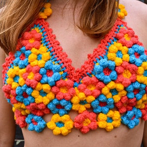 CROCHET PATTERN Boohoo style flower bralette Festival crop top Colourful flowery crochet pattern image 2