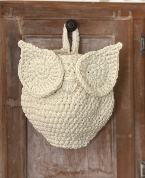 Crochet owl plastic bag holder hotsell