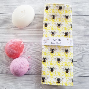 Bees Face Cloth, Face Cloth, Flannel, Bamboo Face Wipe, Bamboo Cloth, Eco Cloth, Eco Wipes, Cloth Wipes, Eco Friendly, Cleansing, Bee Gift