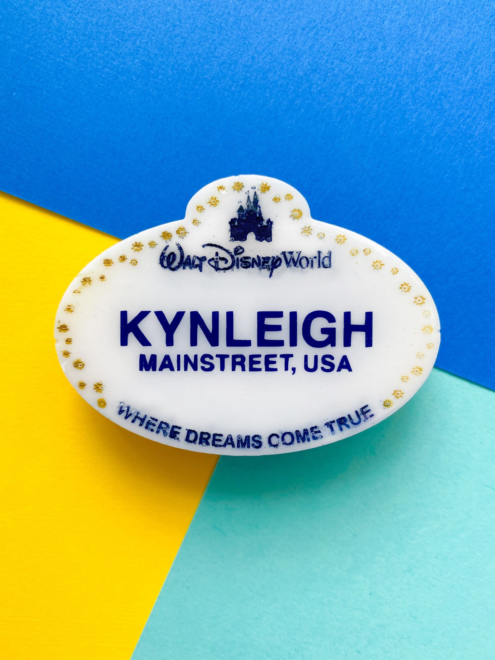 Walt Disney World Cast Member Name Tag Popsocket Etsy walt-disney-world-cast-member-name-tag-popsocket-etsy