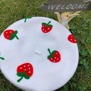 Strawberry Beret, Fruit Beret, Kawaii Beret, Cute beret, French Beret, Handmade Wool Beret, 100% Wool Beret , Party Hat, Best gift for Girl