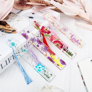 Personalized Pressed Flower Bookmark, Daisy Resin Bookmark, Custom Bookmark with Name, Floral Bookmarks for Women, Reader Gift, Gift for Her
