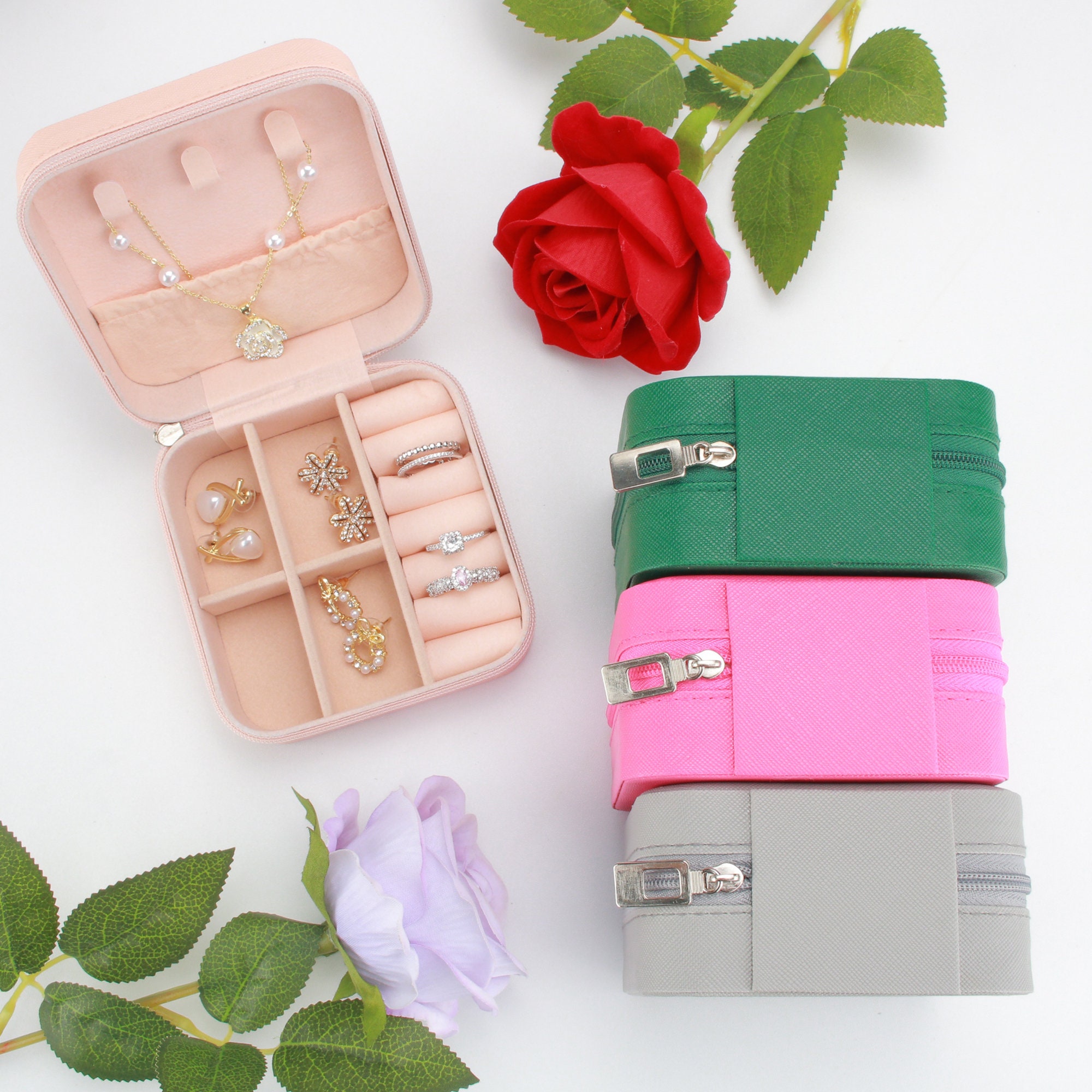 Birth Flower Jewelry Case, Personalized Jewelry Box, Engraved Jewelry Travel Case, Bridal Party Gift, Bridesmaid Proposal Gift