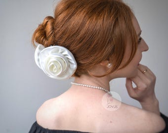 Handmade White Satin Rose Hair Claw: Elegant Floral Clip