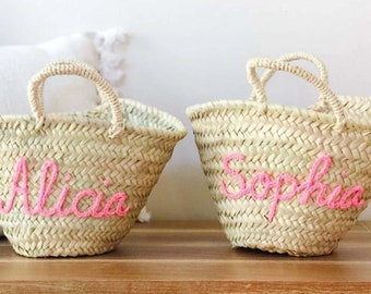 straw baskets personalized WEDDING GUEST ,flower girl bags,customized straw bags,custom beach bag,straw tote,embroidered bags