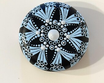 Mandala stone painted rocks, meditation rocks, dot art rocks, desk accessories. Paper weight. Gift for her, yoga lover gift,