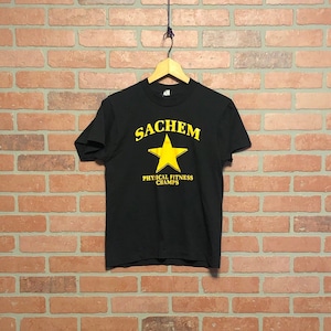 Maglietta a punto singolo Vintage Screen Stars Sachem Physical Fitness Champs Taglia Small