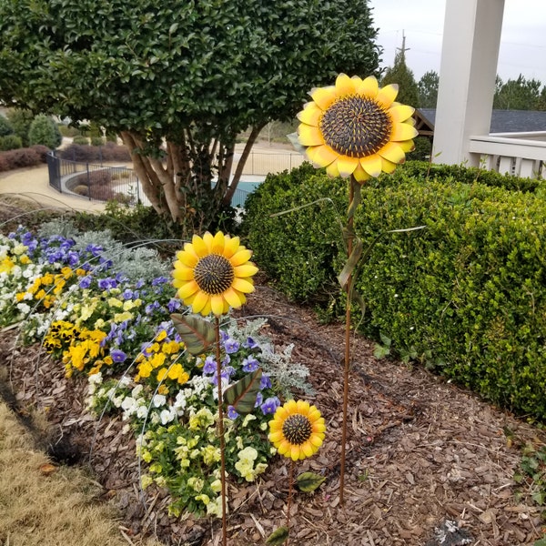 Flower Garden Yard Stake-Decorative Metal Sunflower Stake Spring Yard Art Decor For Outdoor Garden Patio Lawn Porch