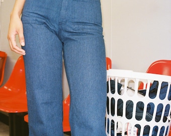 Navy Style Wide Leg Jean