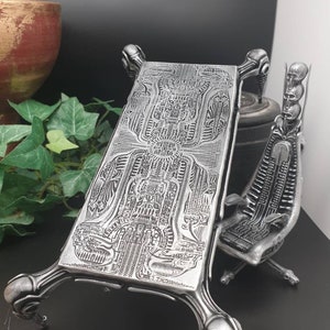 MR. Giger inspired chairs & table Capo Chair rare Harkonnen Dune detailed single or set hand painted Free Tracking image 9