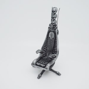 MR. Giger inspired chairs & table Capo Chair rare Harkonnen Dune detailed single or set hand painted Free Tracking image 4