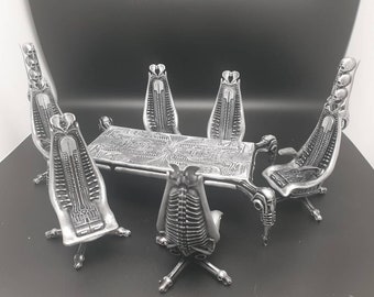 エンジニア チェアスーツ フィギュア HRギーガー 【公式通販】