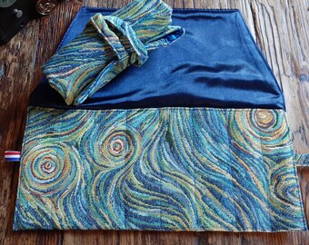Pen roll Van Gogh starry night gobelin fabric, fountain pen case of sturdy tapestry fabric in blue, pen wrap handmade in the Netherlands
