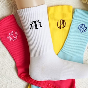Custom Monogram Yoga Socks, Personalised Women Pilates Socks, Non Slip Trainer Socks, Fitness Cotton Socks, Yoga Lovers Gift, Gift for Mom