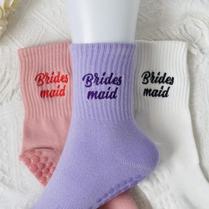 Custom Bridesmaid Yoga Socks, Personalised Women Pilates Socks, Non Slip Trainer Socks, Cotton Sport Socks, Wedding Party Gift, Gift for Mom