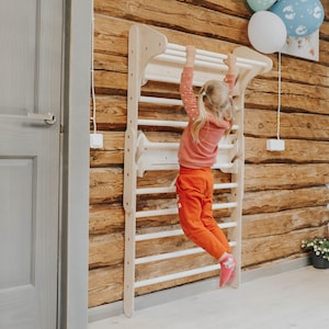 DIY-Pläne für Montessori Klettergerüst aus Holz für Kleinkinder