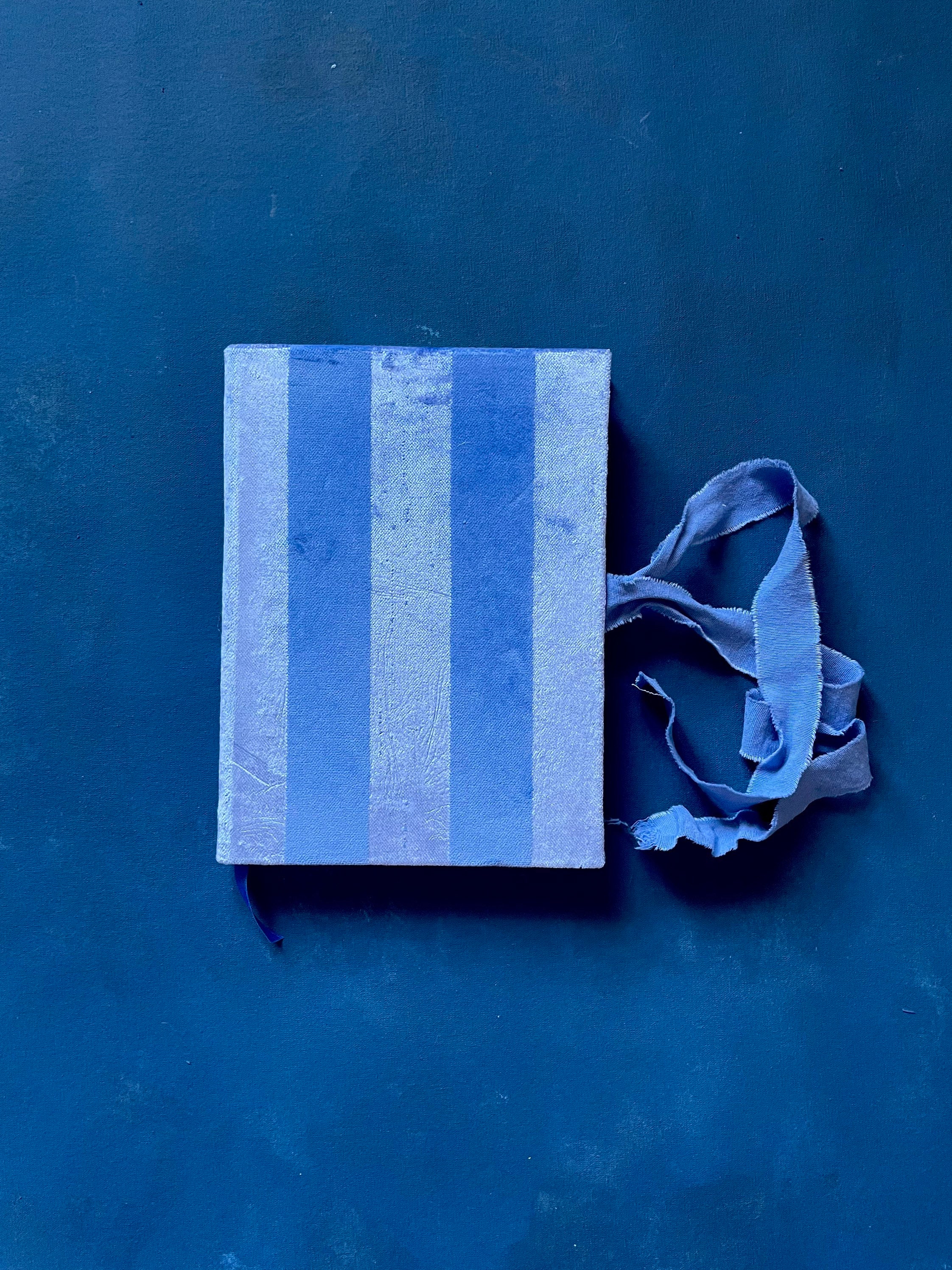 Blue velvet journal/Blue Velvet Notebook/Velvet journal/personalized notebook/unique gifts/bookbinding/engraved/Personalized Birthday Gifts/