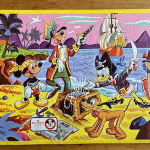 DONALD DUCK ★ ヴィンテージ　パズル　ウォルトディズニー Vintage Walt Disney Donald Duck 100 piece Puzzle by Whitman