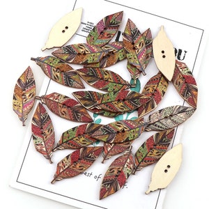 50 pcs Feuilles Plume Motif En Bois vintage Décoratif À Coudre Boutons pour Scrapbooking À La Main Artisanat Fournitures