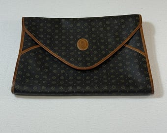 Bolso tipo maletín de diseño elegante de piel con monograma Pollini vintage italiano