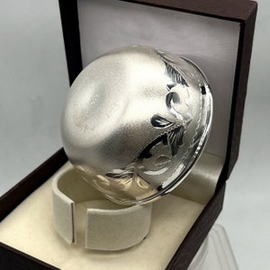 925 Pure silver baby bowl, Silver Handmade utensils, silver article, Silver vessel for baby.