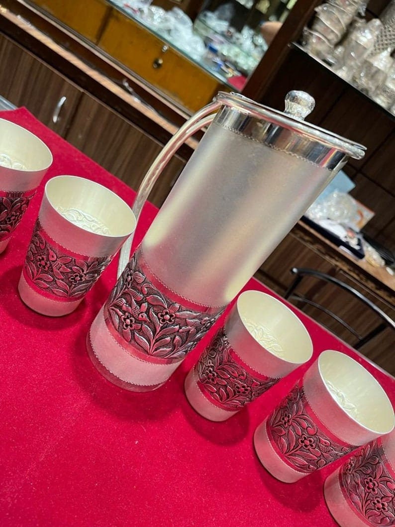 97% Pure Silver Floral Engraving Jug Set for Daily Use 97% Pure Silver Floral Engraving Jug Set for Daily Use
